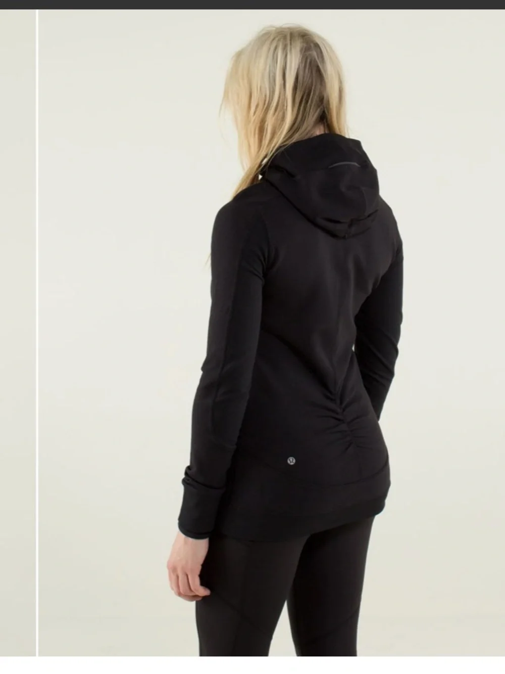 Lululemon Base Runner Hoodie Black Size 4 Rulu Running Pullover Thumbholes
